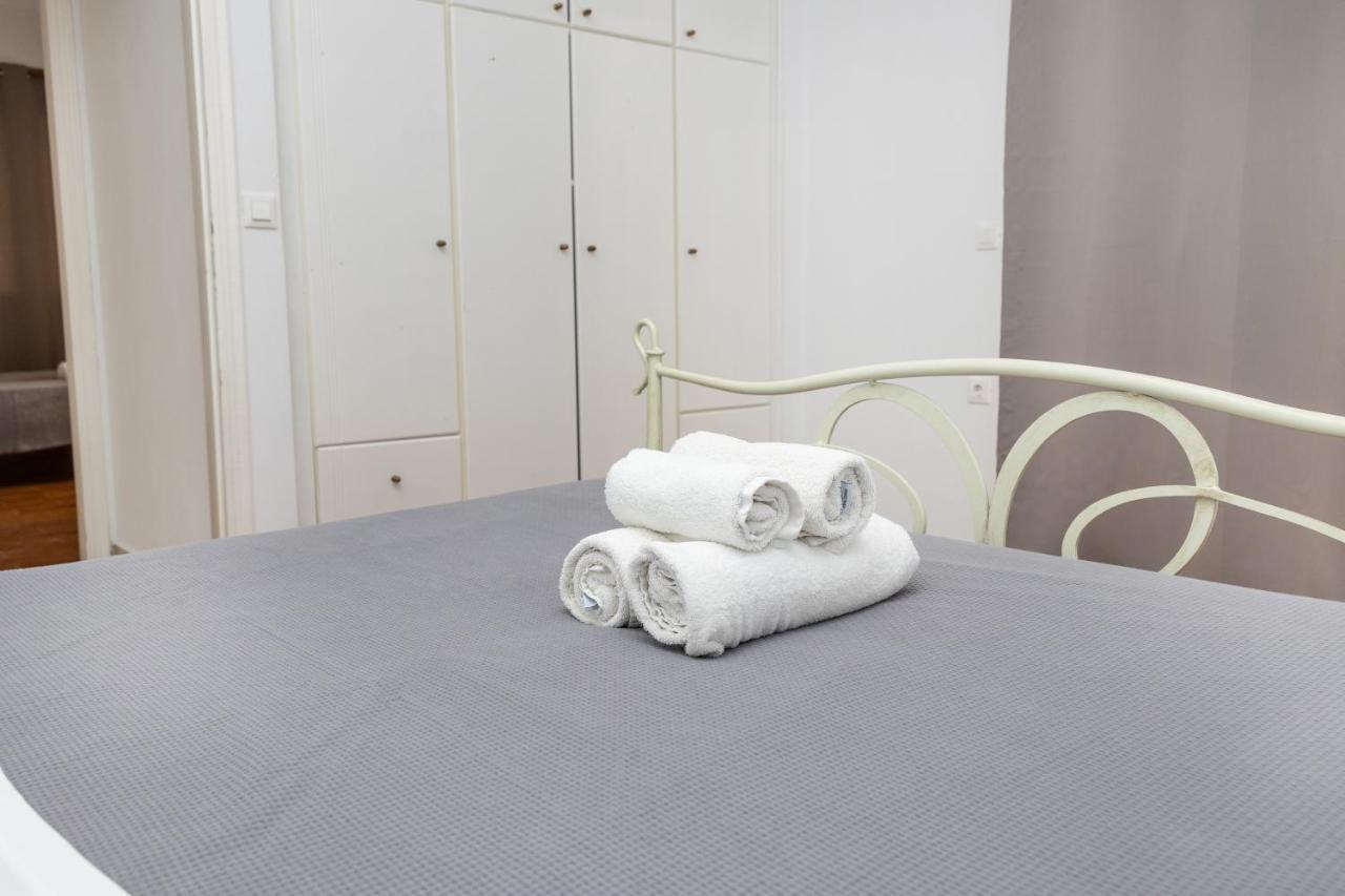 Depis Economy Apartments Naxos City Екстер'єр фото